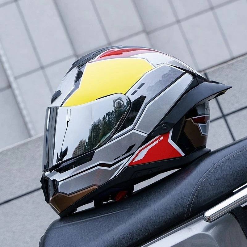 Motorbike Racing Helmet Full Face Motorcycle Helmet Safety Helmet For Men Women Summer Personality Locomotive Big Tail Helmet